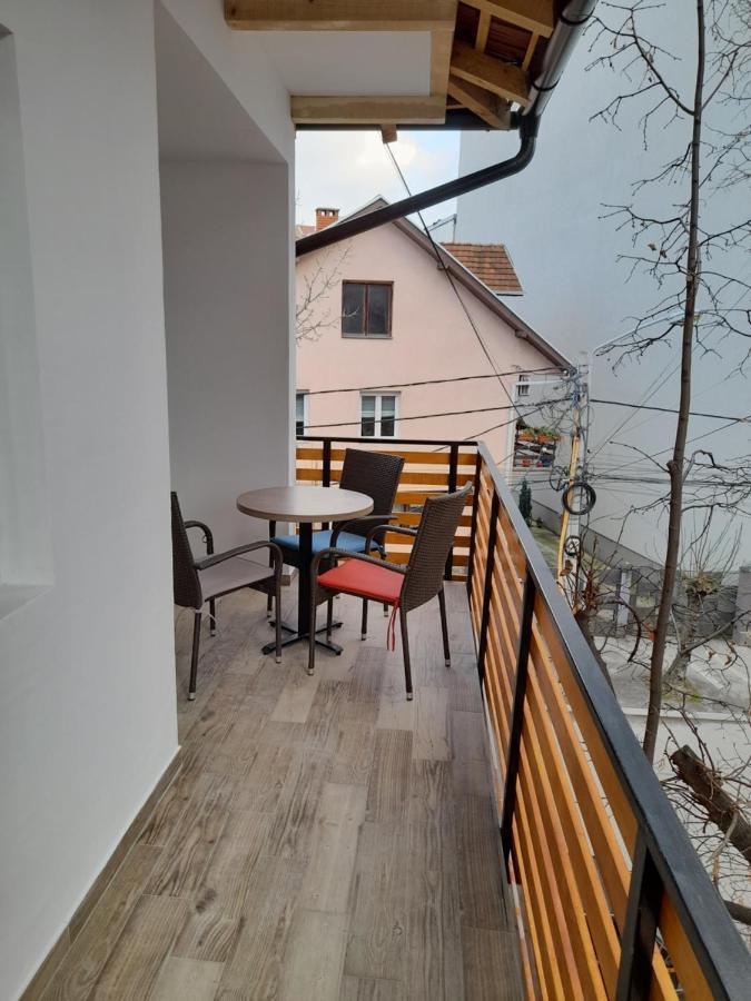 V & V Studio Apartments Ni Екстериор снимка